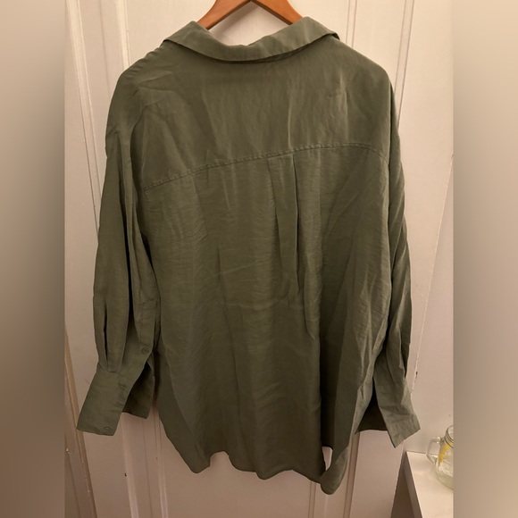 Zara Glowy Oversized Shirt - Picture 3 of 4